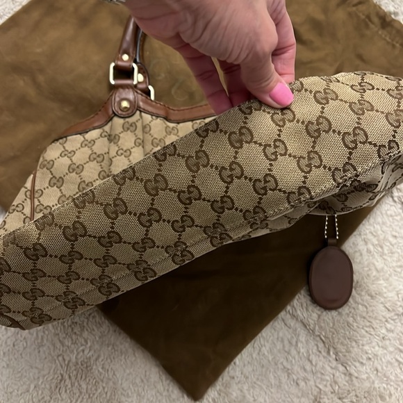Gucci Sukey tote with brown leather trim
Length: 13.5" 
Height: 9.5"
Drop: 6" - Picture 4 of 10